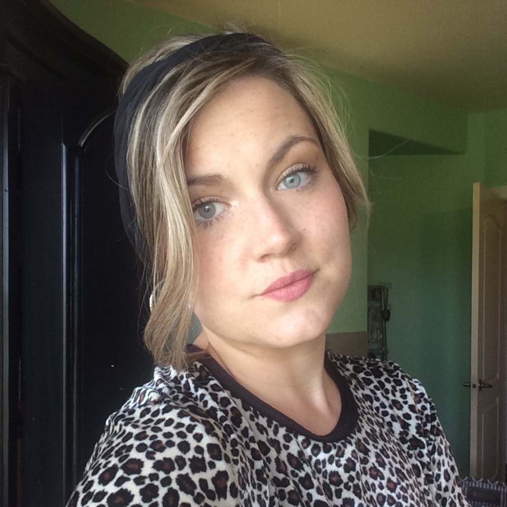 Meet your Posher, Jacqueline